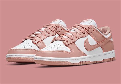 nike dunks rosa pink|Nike dunks white rose whisper.